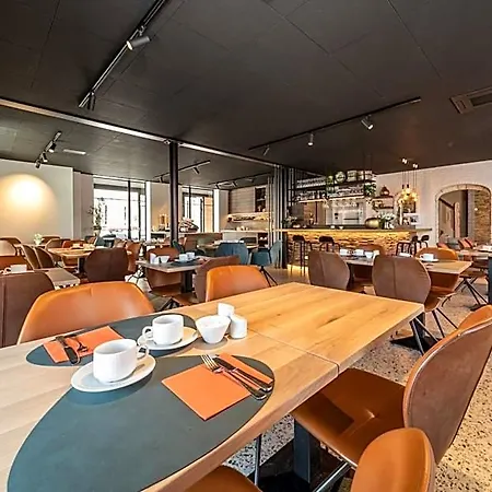 Cajou Hotel 3*